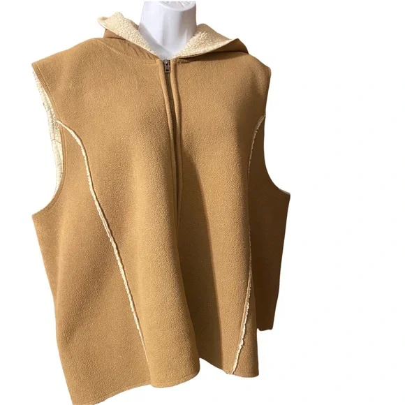 Ralph Lauren hooded vest - Picture 1 of 5